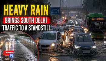 Heavy Rain Brings South Delhi Traffic to a Standstill