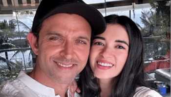 HRITHIK ROSHAN ENJOYS HIS FIRST DIWALI WITH SABA AZAD, PHOTO OF THE OCCASION GOES VIRAL