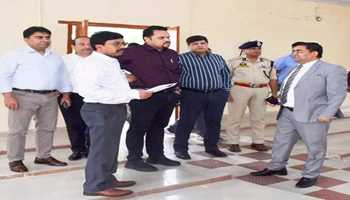 General, Police Observers inspect strong rooms, election facilities in Kishtwar District
