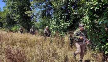 JK's Poonch encounter has started.A confidential source said that a joint search operation has been launched by police and army in the area of ​​Pathanat near Gursai Top of Mendhar sub-division.