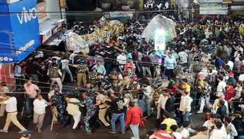 Muharram Chaos in Ujjain Injures Five Cops