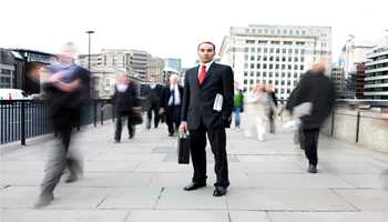 How to Stand Out in a Crowd: Personal Branding Tips to Make Yourself Noticed