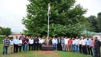 DIPR celebrates 78th Independence Day at Media Complex Srinagar; Jatin Kishore hoists tricolour

