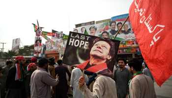 IMRAN KHAN'S PARTY CALLS FOR NATIONWIDE PROTESTS A DAY AFTER HIS "ASSASSINATION ATTEMPT"