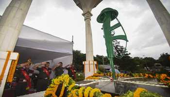 President Murmu and PM Modi Lead Tributes on 26th Kargil Vijay Diwas