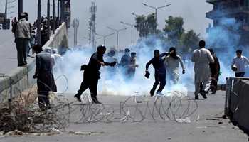 PAK ARMY DEPLOYED IN ISLAMABAD, PUNJAB , KHYBER, PAKHTUNKHWA ANS BALOCHISTAN TO CONTAIN VIOLENT PROTESTS