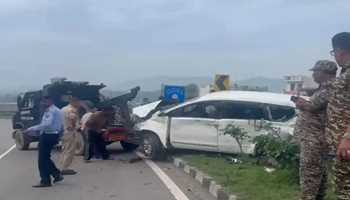 Eight Amarnath Pilgrims Injured in Road Accident Near Battal Ballian, Udhampur