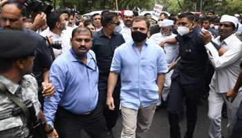 During protest by Congress, Rahul Gandhi was questioned by Enforcement Directorate