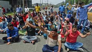 Teacher’s killing in Kulgam: protestors block Jammu-Pathankot highway at Samba