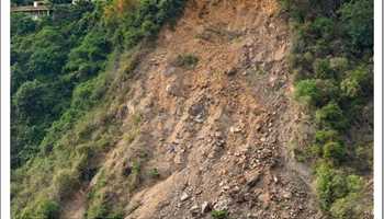 LANDSLIDE ON JAMMU-SRINAGAR HIGHWAY BLOCKS AMARNATH YATRA 

