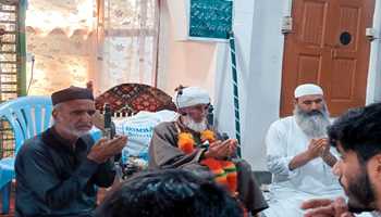 Haji Abdul Ahad Wani Sahib Retires After 26 Years of Service as Imam at Jamia Gousia Zachaldara.