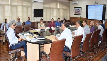 CS reviews functioning of Transport Department
