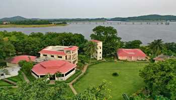 Monsoon Magic in Mukutmanipur: A Perfect Weekend Getaway Amidst Nature’s Serenity