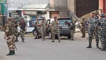 Militants attacked  bus carrying CISF personnel in Jammu, one jawan killed, four injured 