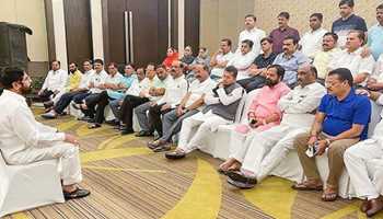 37 MLAs extend their support to Shinde, named him as Shiv Sena leader