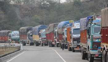 After a rockslide at Banihal, traffic on the Srinagar-Jammu highway has been interrupted