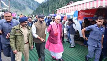 LT GOVERNOR SINHA REVIEWS SHRI AMARNATH JI YATRA ARRANGEMENTS, LAUDS CONTRIBUTIONS OF SERVICE PROVIDERS
