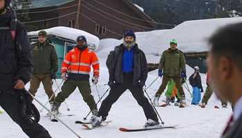 RAHUL GANDHI SKIPS NORTHEAST POLL CAMPAIGN, SEEN SKIING IN J-K' GULMARG