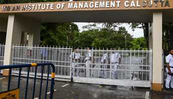 IIM Calcutta ‘Rape’ Accused Granted Bail as Complainant Becomes Unreachable