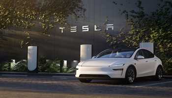 Tesla Launches Model Y in India at Over ₹60 Lakh Amid High Import Duties