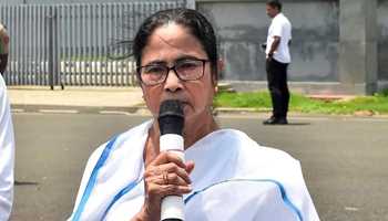 Mamata Banerjee Intervenes, Junior Doctors End Strike  