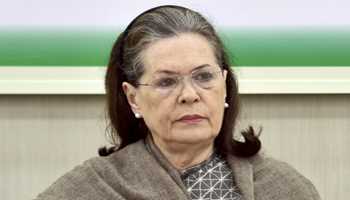 Congress chief Sonia Gandhi tests Covid positive