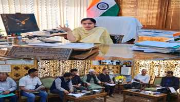 **DC Kupwara Reviews Progress of PM Surya Ghar – Muft Bijli Yojana**