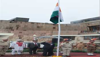 Chief Justice hoists National Flag at High Court Srinagar

