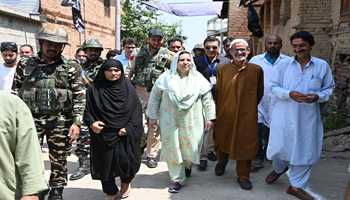 Cabinet Minister Sakina Masood Visits Imam Bara Shahoo Sachan, Takes Stock of Muharram Arrangements