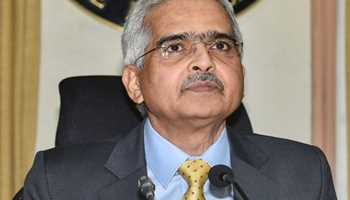 RBI GOVERNOR URGES OMBUDSMEN TO 'BE SENSITIVE' WHILE ADDRESSING CUSTOMER GRIEVANCES 