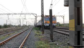 A woman constable of Bihar Police was thrown off a moving train