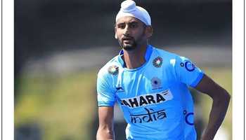 INDIA TRIUMPHS OVER SOUTH KOREA: HOCKEY PLAYER MANDEEP SINGH COMMENDS BOYS STRONG DEFENSE