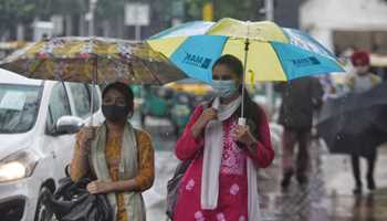 IMD has issued an orange signal for Mumbai, with a forecast of “heavy to extremely heavy rain