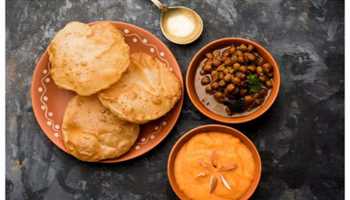 The significance of poori, halwa, and kale chane on Ashtami and Navmi during Navratri